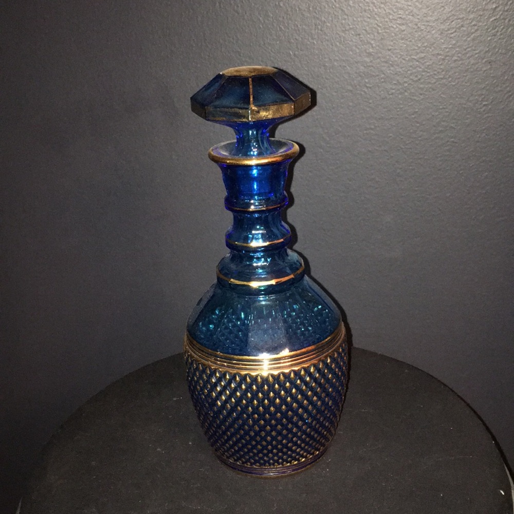 VINTAGE DECANTER